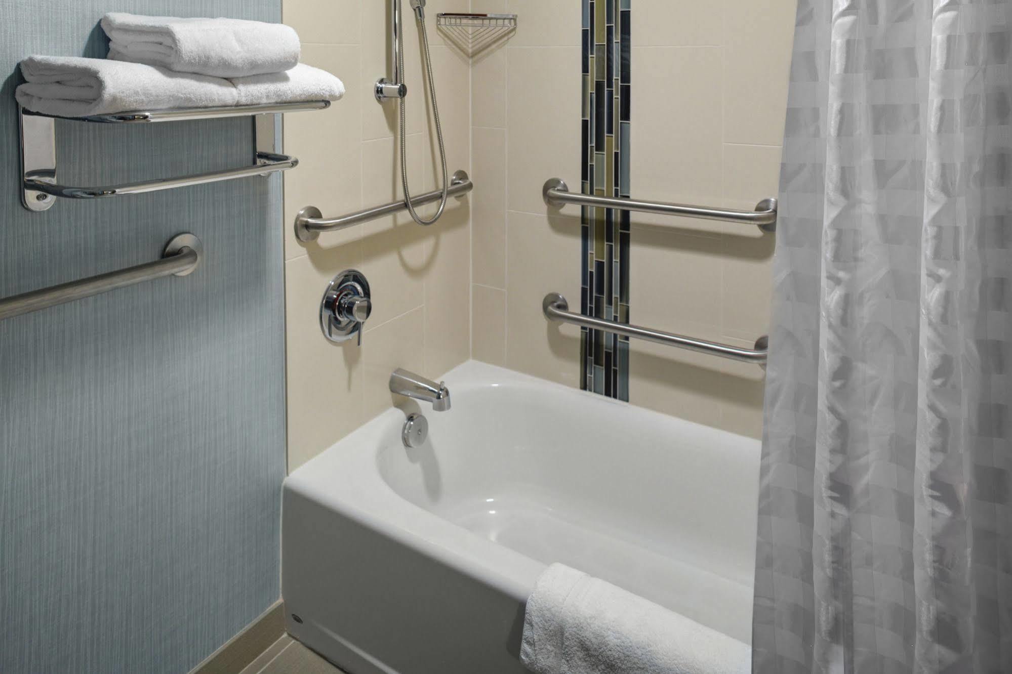 Hyatt Place Atlanta / Alpharetta / Windward Parkway Eksteriør bilde